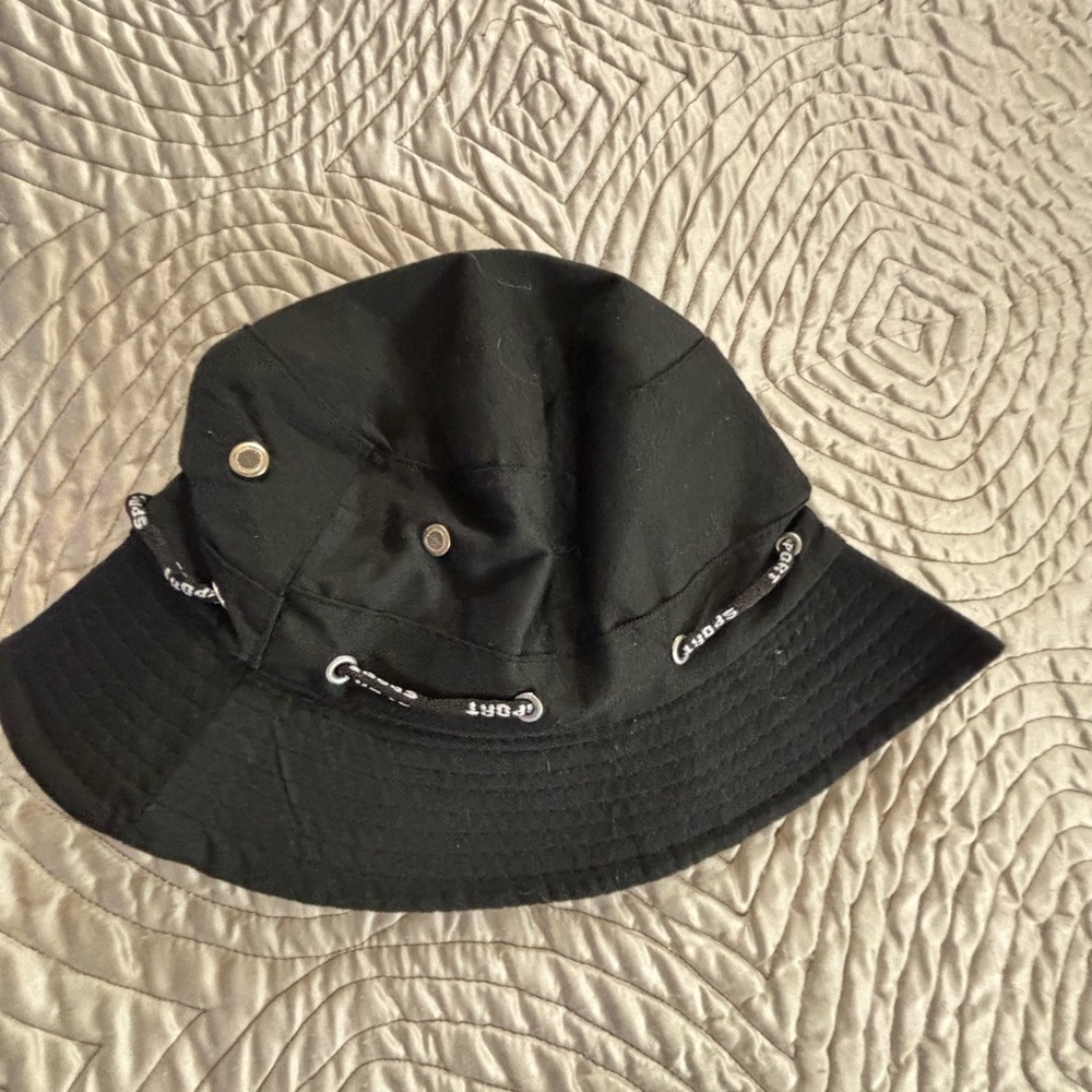 The North Face Classic Bucket Hat - Picture 7 of 9